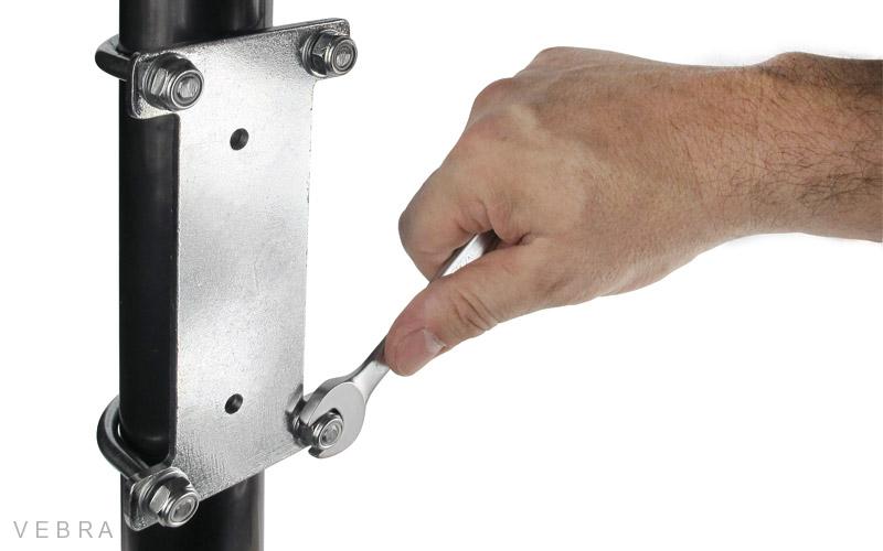 Upevňovací sada pro zámek 750 na kulatých trubkách