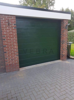 Sekční garážová vrata RYTERNA - 6009_Zelená